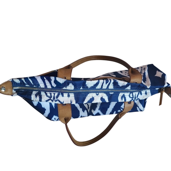 Stella & Dot Navy Ikat Print Tote Bag – Durable Travel/Everyday Carryall NWOT - Picture 4 of 13